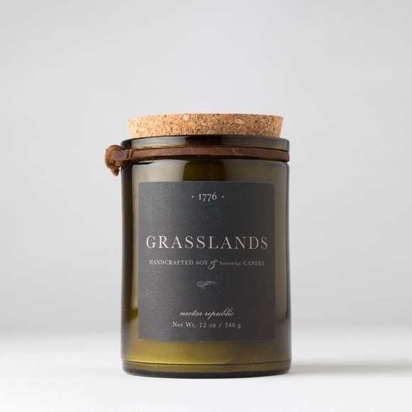1776 - Beeswax Candle - Grasslands - Picture 1 of 1